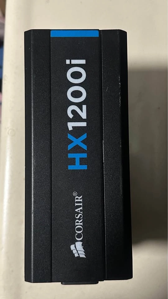 Corsair HX1200i 1200W PSU 80+ Platinum - photo 2
