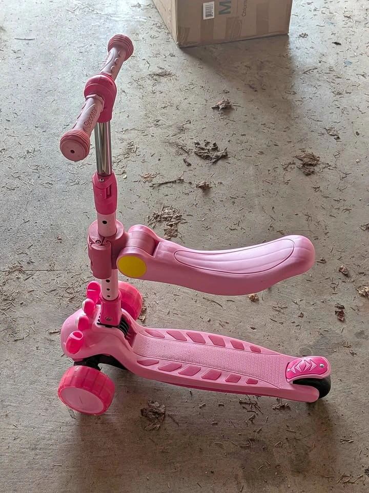 Pink Kids 3-Wheel Convertible Scooter with Seat