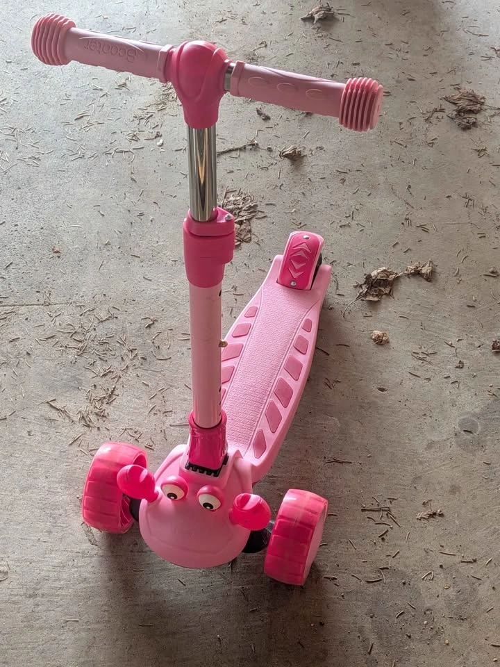 Pink Kids 3-Wheel Convertible Scooter with Seat - photo 2