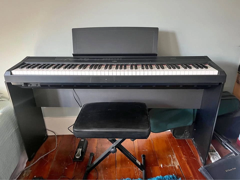 Yamaha Digital Keyboard Piano P-115