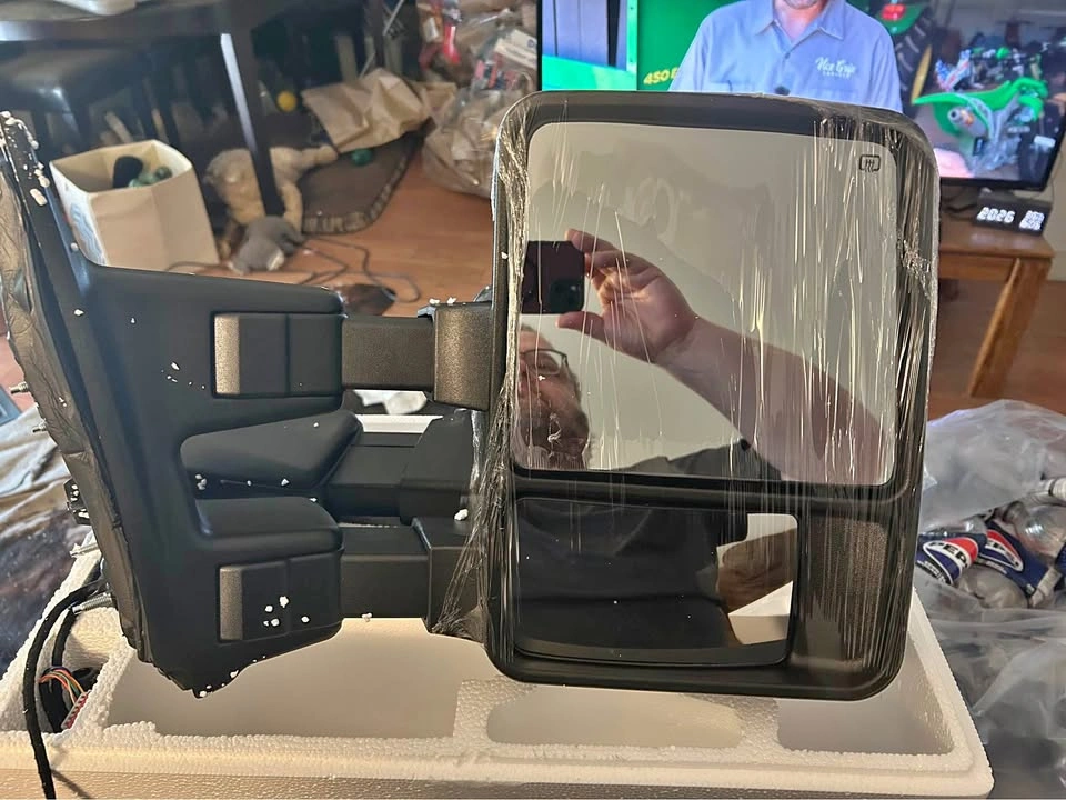 Brand New 1999-2016 Ford F250-F550 Tow Mirrors