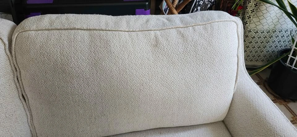 Cream Textured Fabric Loveseat - photo 3