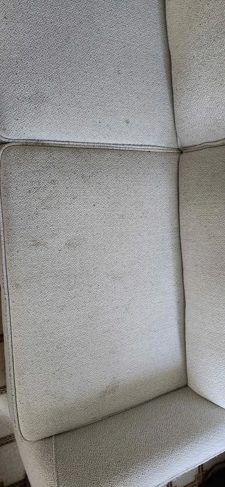 Cream Textured Fabric Loveseat - photo 4
