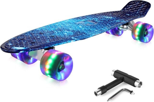 NEW BELEEV Skateboard Complete Cruiser Mini Skateboard LEDs