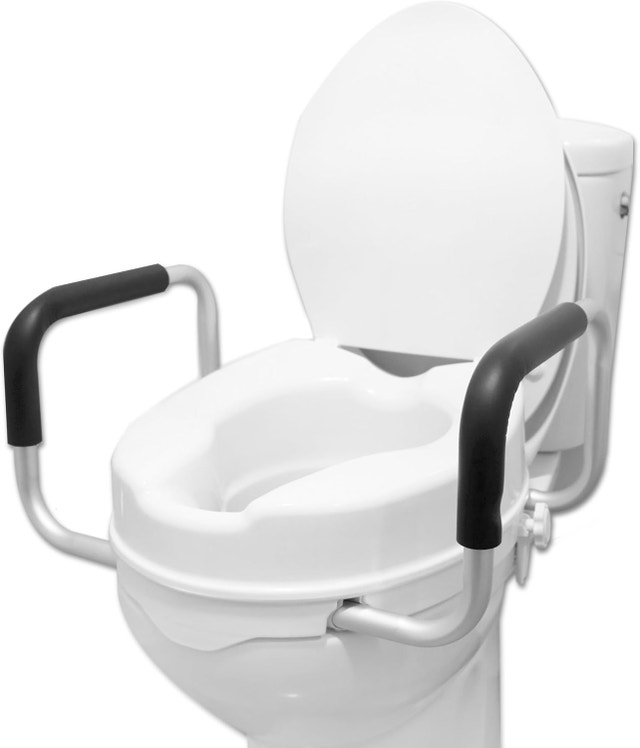 NEW PEPE - Raised Toilet Seat with Handles 4 inch