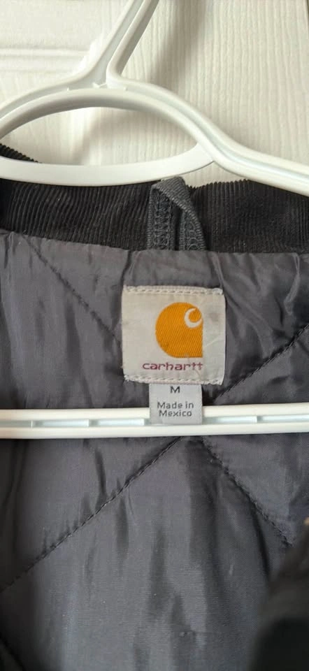 Carhartt Work Jacket – Men’s Medium - photo 2