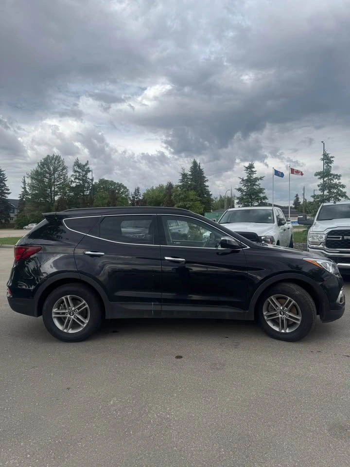 2018 Hyundai Santa Fe AWD SE - photo 4