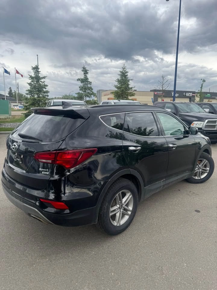 2018 Hyundai Santa Fe AWD SE - photo 5