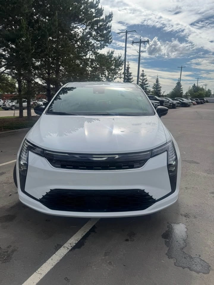 2027 Chrysler Pacifica Select - photo 2