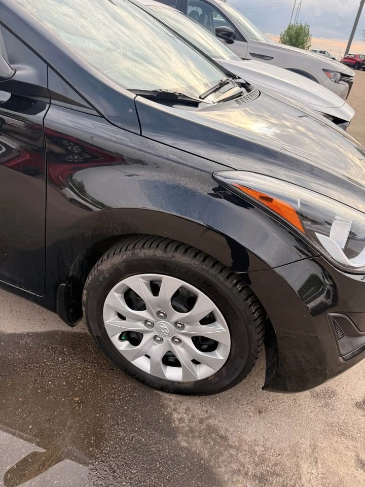2016 Hyundai Elantra - photo 3