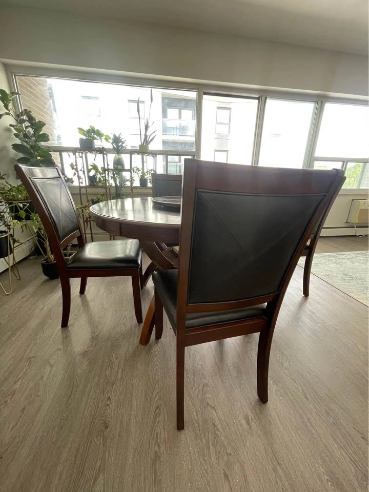 Dining Table and 4 Chairs - photo 4