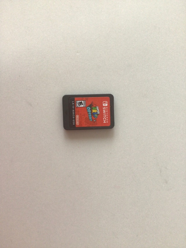 Super Mario Odyssey [Starter Pack] (Nintendo Switch, 2018) - photo 2
