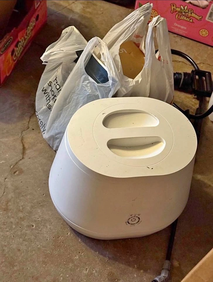 Lomi 2nd generation composter & 1.5 yrs worth of materials