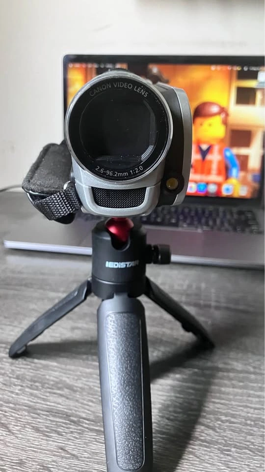 Canon fs 300 camcorder - photo 2