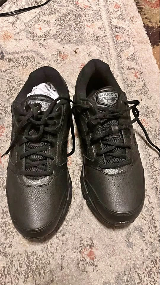Saucony shoes size 10