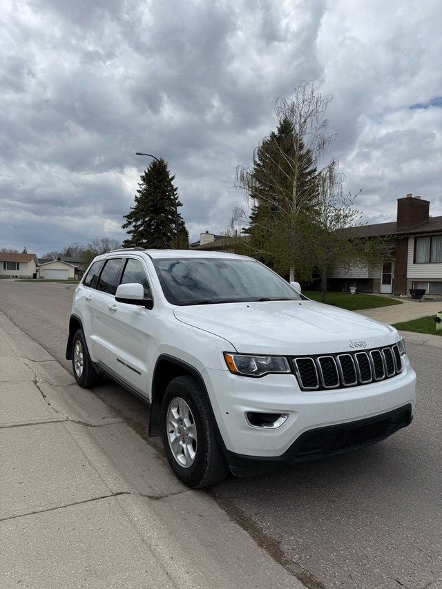 2017 Jeep Grand Cherokee - photo 2