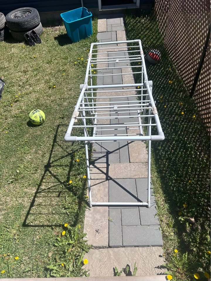 Clothing Drying Rack / Laundry Stand - photo 2