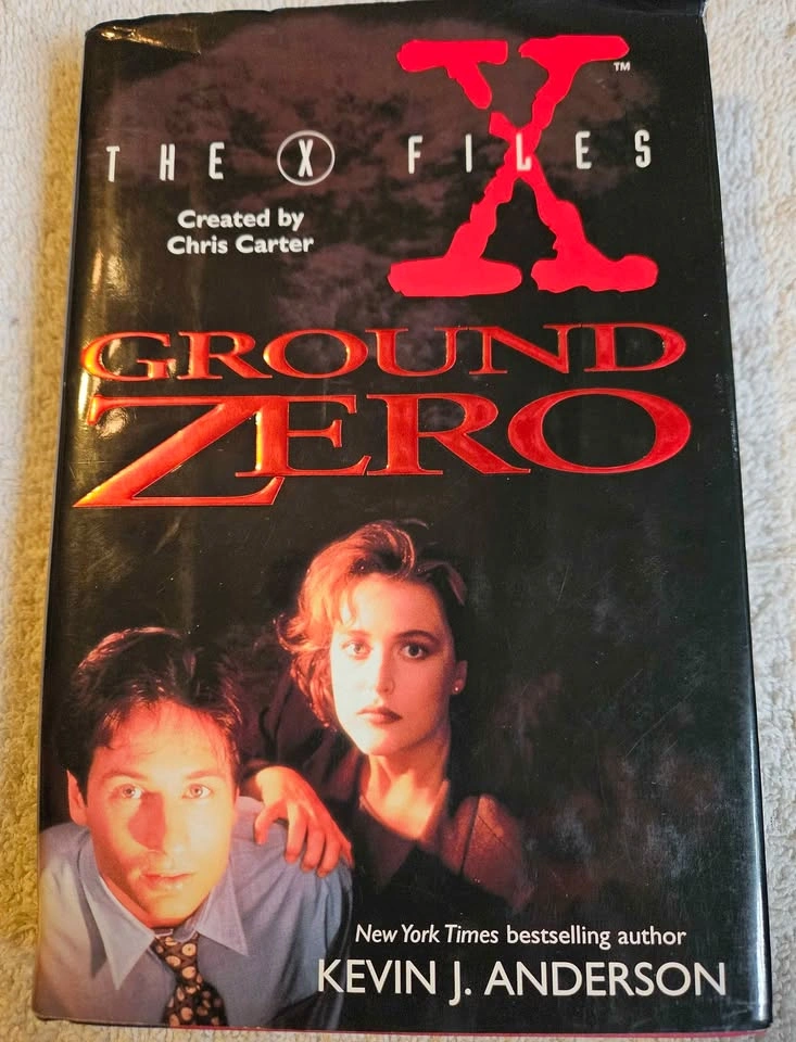The X-Files Books - Ground Zero, Ruins, Skin - photo 3