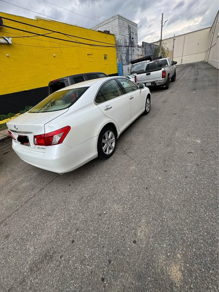 2007 Lexus ES 350 Sedan 4D - photo 5