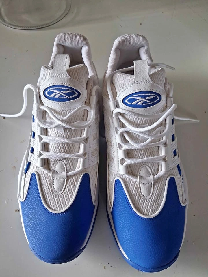 Reebok Solution M/D White Blue Sneakers Men's Size 12