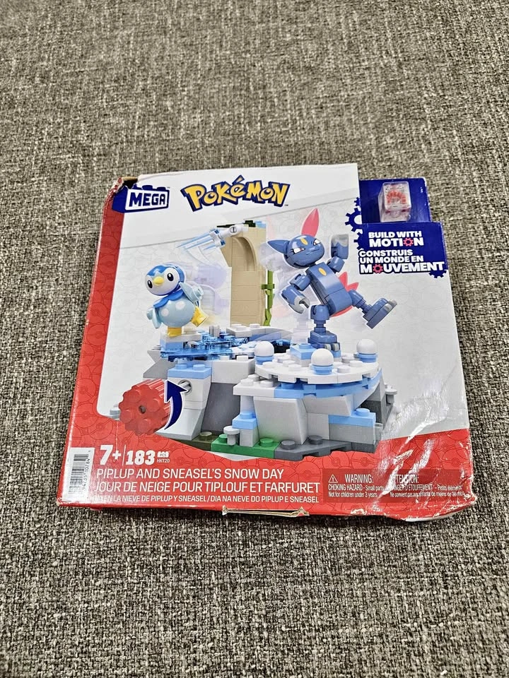 MEGA Construx: Pokémon Piplup and Sneasel's Snow Day