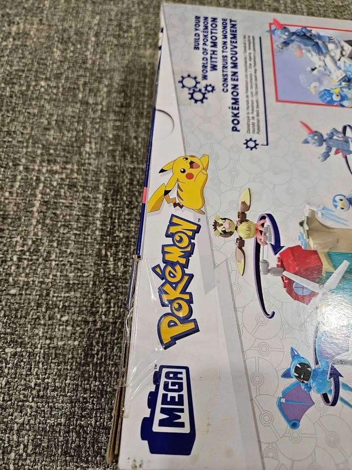 MEGA Construx: Pokémon Piplup and Sneasel's Snow Day - photo 4