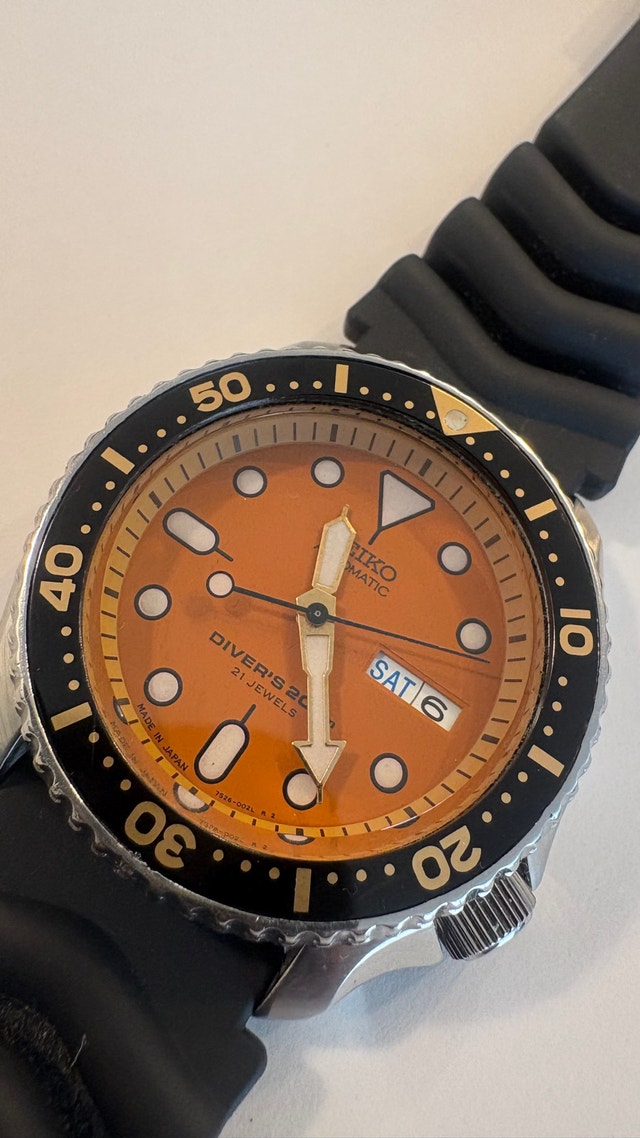 Seiko SKX011J Men’s Diver’s Automatic - photo 2