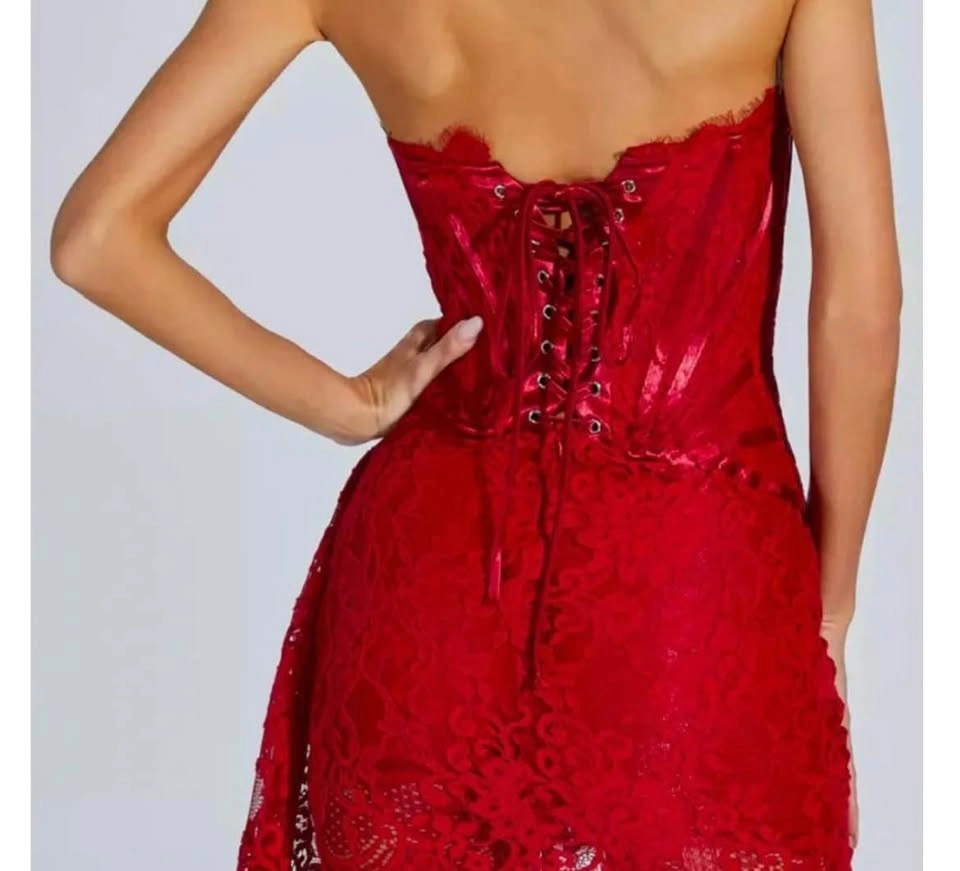 Size Small, Bella Barnett red lace corset dress - photo 3