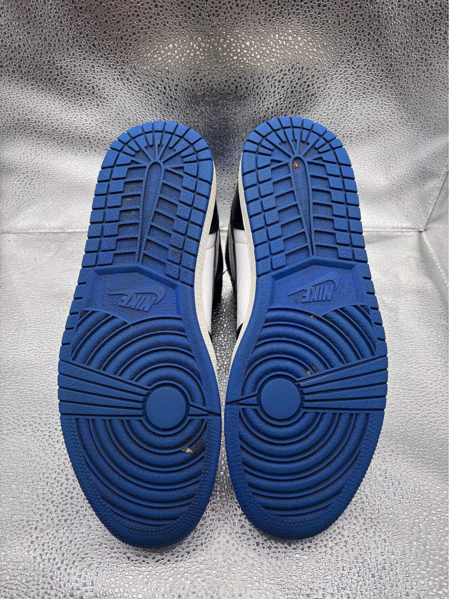 Air Jordan 1 high royal toe - photo 3