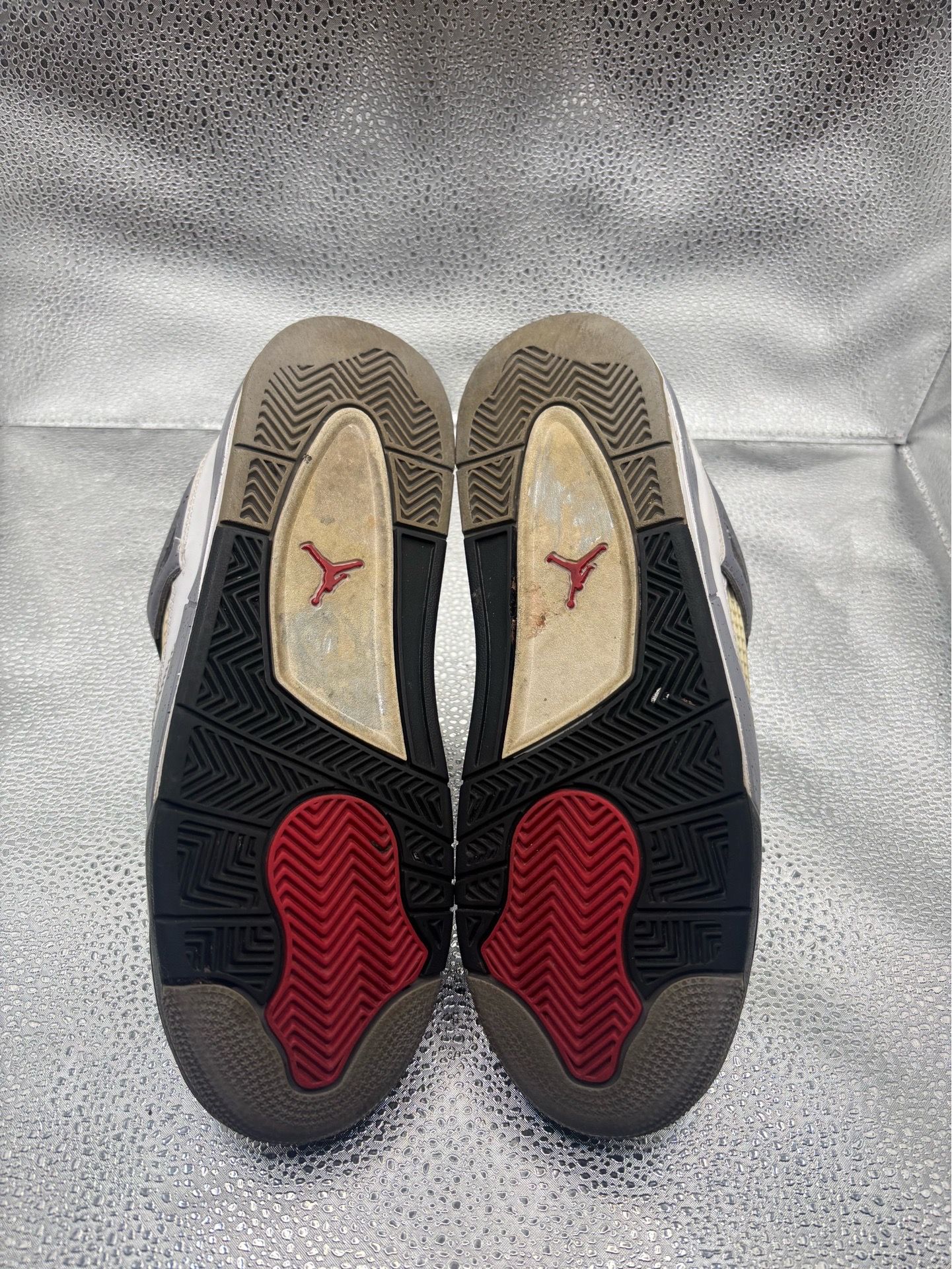 Air Jordan 4 white cement GS 2012 - photo 3