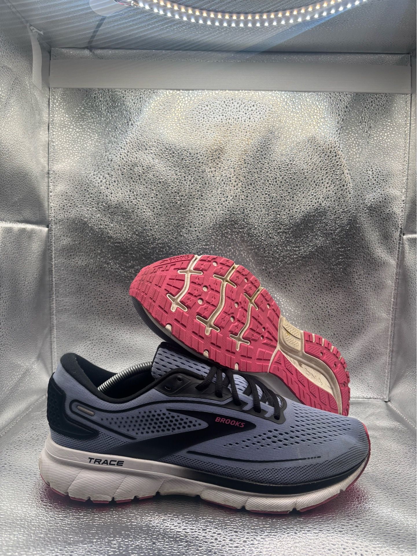 Brooks trace 2 blue