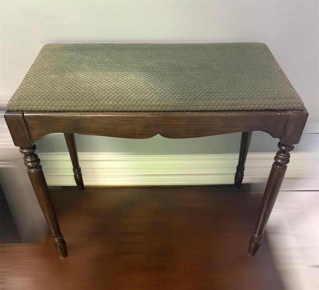 Sturdy Piano Bench Vintage