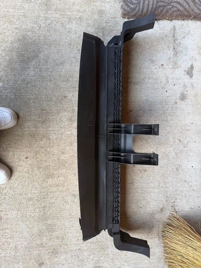 Nissan Rogue Grille Air Intake Active Grille Shutter