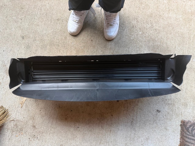 Nissan Rogue Grille Air Intake Active Grille Shutter - photo 3