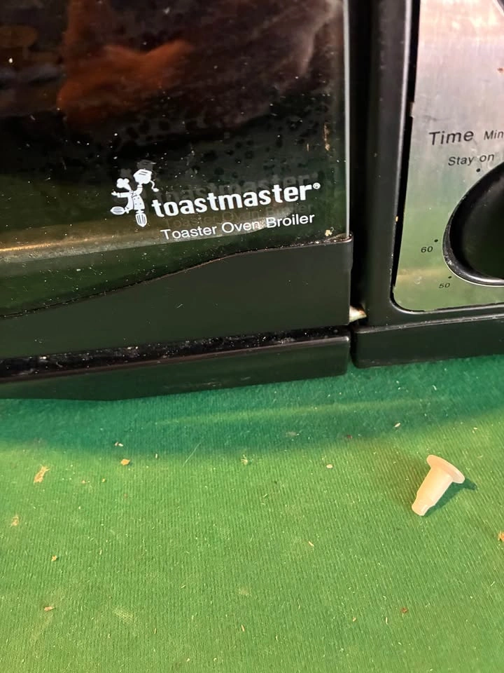 Toastmaster branded toaster oven - photo 2