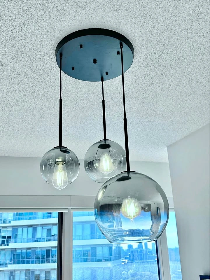 Beautiful modern 3-Light gradient silver Glass Globe Pendant Cha