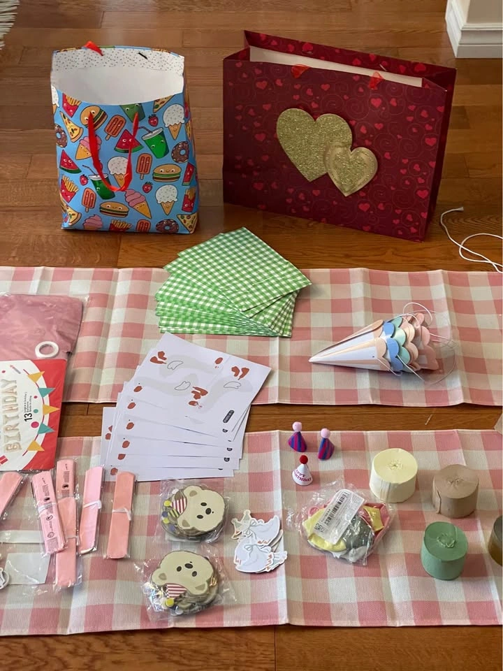 Miscellaneous party items - photo 4