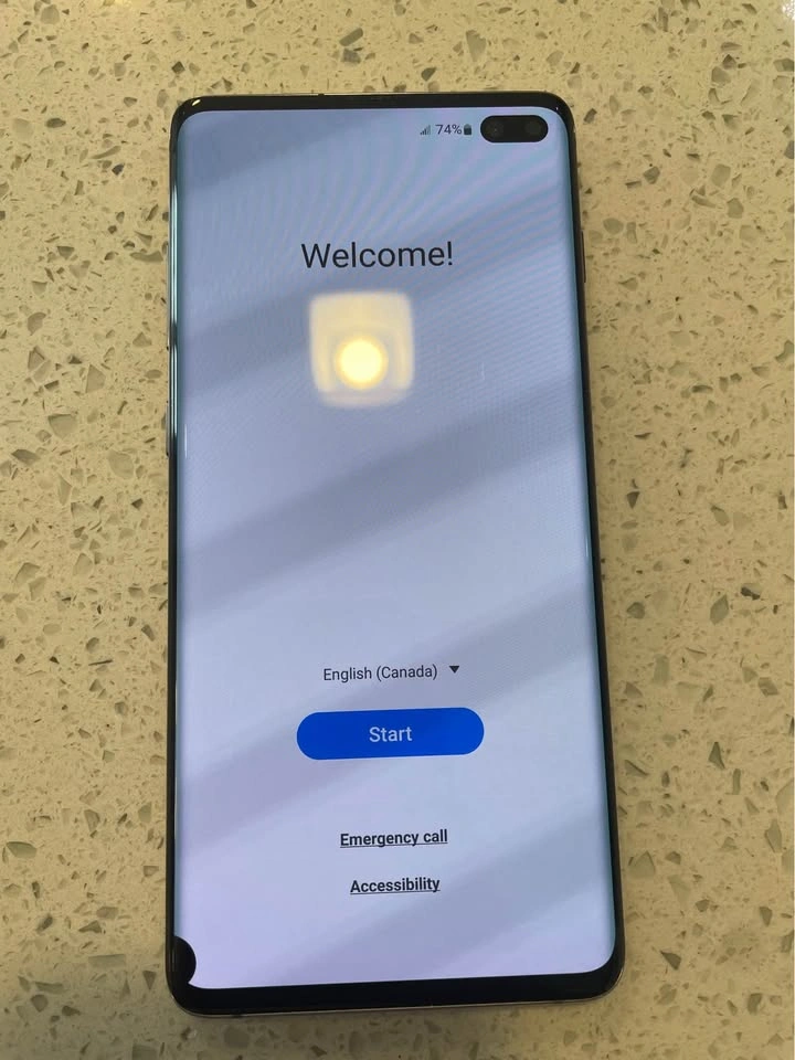 Great condition S10 Plus with accessories, cases, box - photo 3