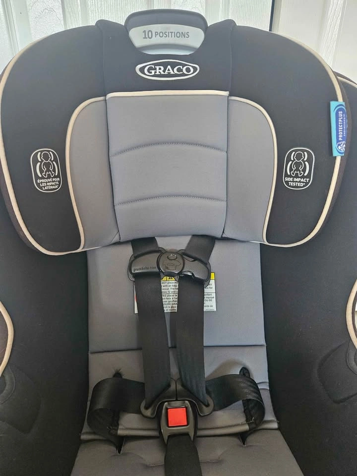 Graco Extend2Fit Car Seat - photo 2