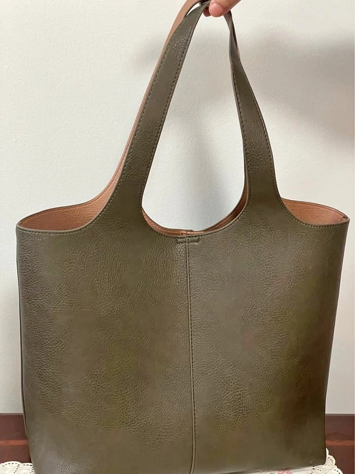 Brown purse Great condition