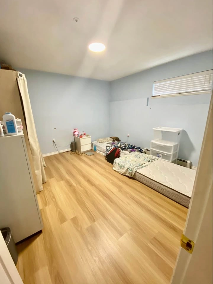 2 Beds 2 Baths - Apartment - photo 2