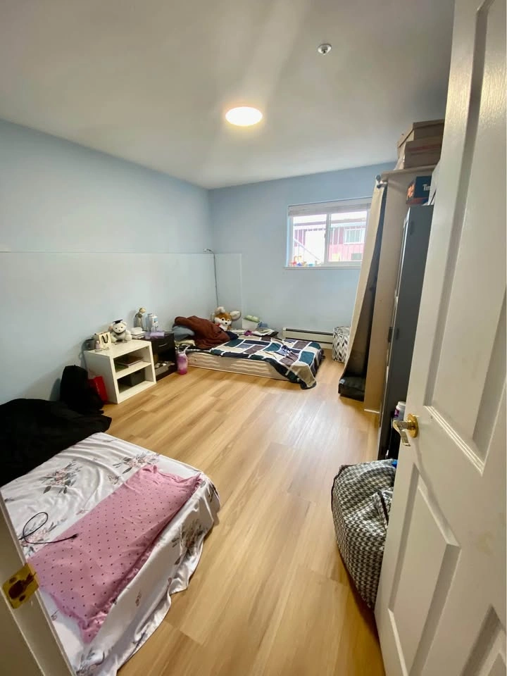 2 Beds 2 Baths - Apartment - photo 4