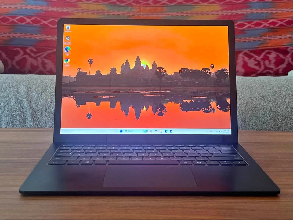 Surface Laptop 3 13.5” - Matte Black - i5 / 16GB / 256GB