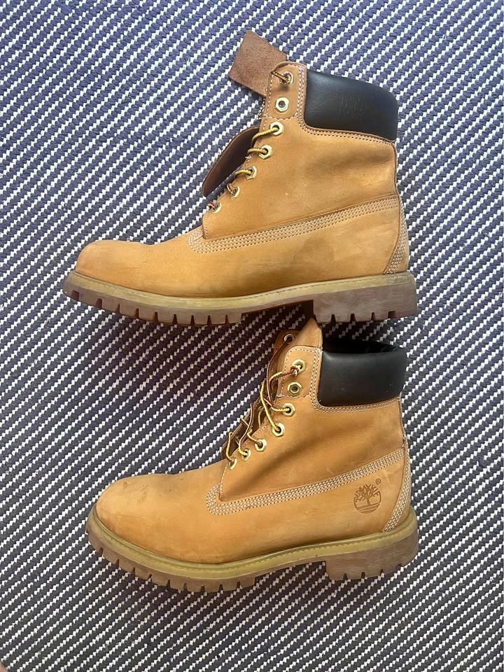 Timberland Premium 6-Inch Waterproof Boots – Wheat – Men’s US 9