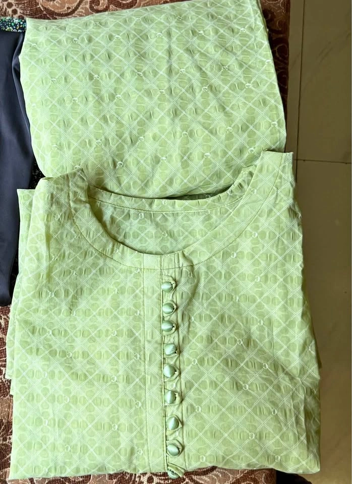 Bundle of 6 Women’s 2-Piece Suits (Lawn & Silk)