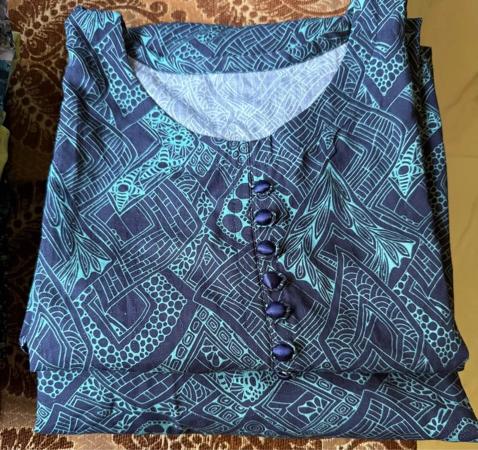 Bundle of 6 Women’s 2-Piece Suits (Lawn & Silk) - photo 3