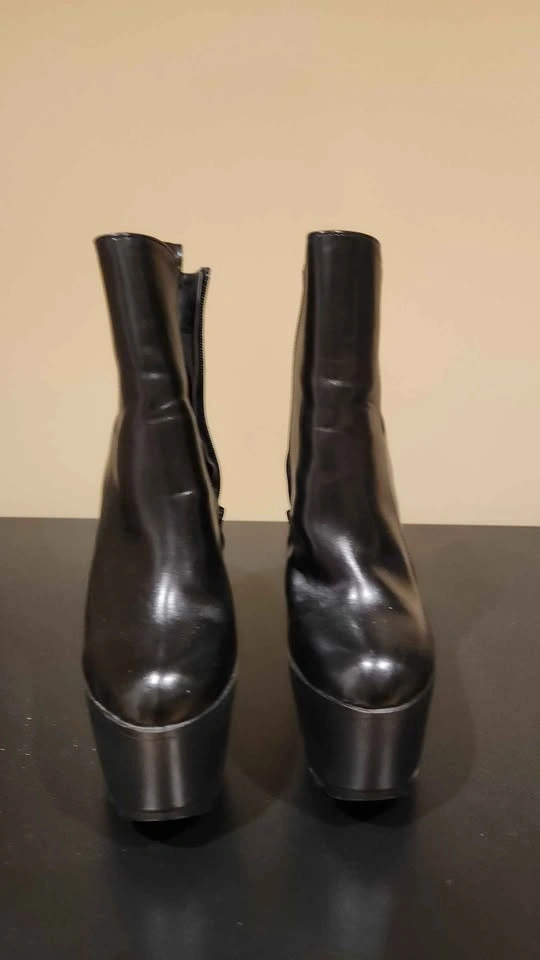 Womens - Wedges black boots - photo 2