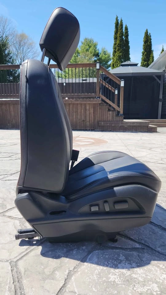 Equinox or Terrain passenger seat - photo 5