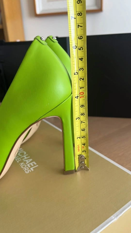 Michael Kors Vibrant Green Heels - photo 3