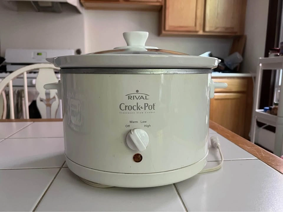 Vintage large stoneware crockpot